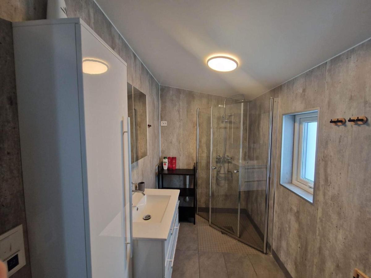 Northern Living 2 Room With Shared Bathroom Tromsø Zewnętrze zdjęcie